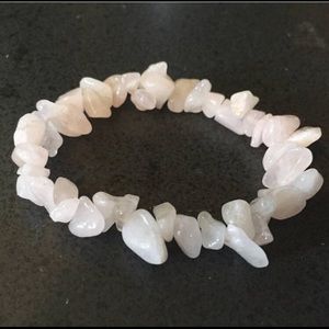Gemstone Chips Elastic Bracelet Rose Quartz